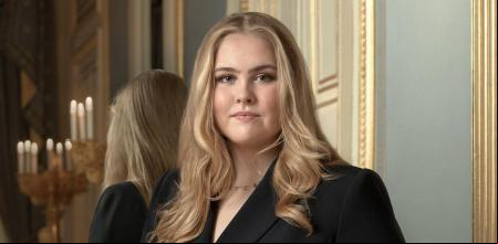 Foto oficial de la Princesa Amalia de los Países Bajos por su 20 cumpleaños