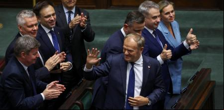 Tusk gana la moción de confianza del Parlamento de Polonia tras el desastre en las presidenciales