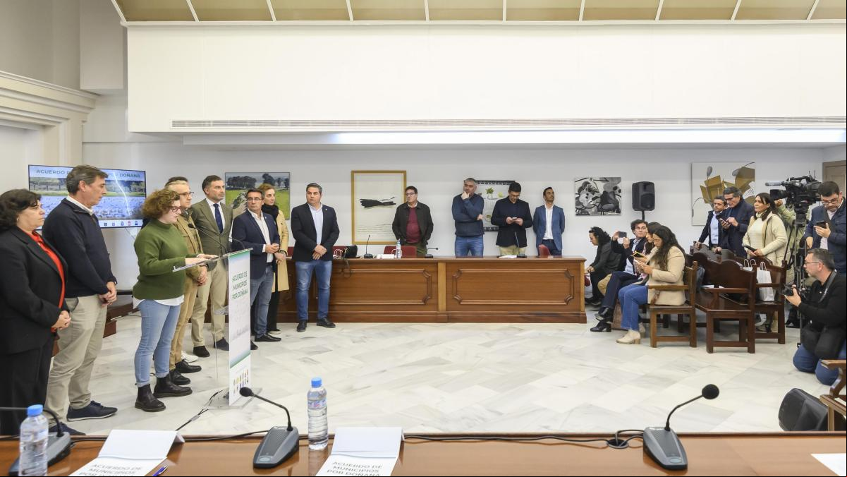 Firmado el Acuerdo de Municipios por Doñana para proteger el espacio natural