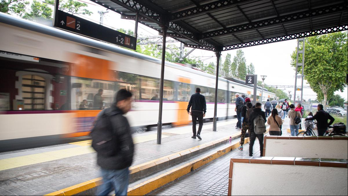 Cortada la circulación de la R3 de Rodalies entre Mollet y Parets del Vallès por la presencia de un cadáver