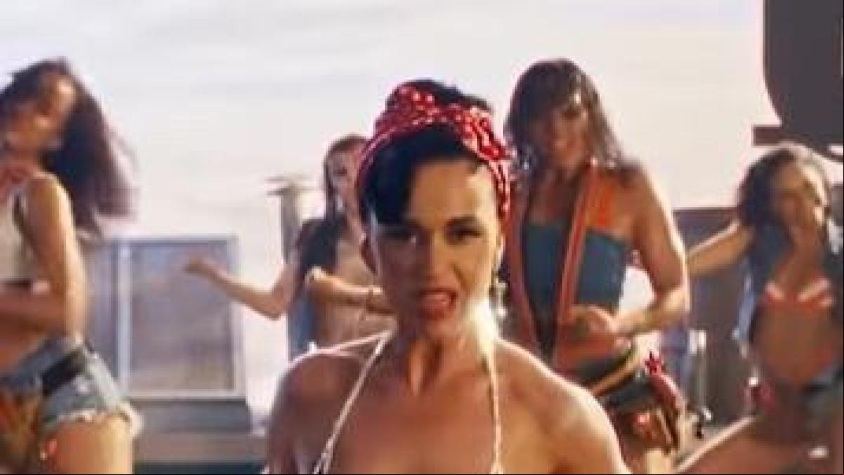 Katy Perry estrena nuevo vídeo, Womans World: “Sexy, segura, muy inteligente”