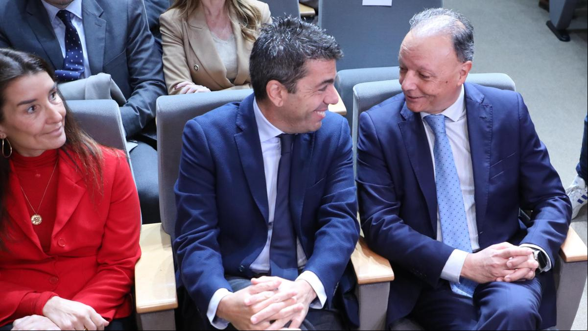 Mazón regresa a la patronal valenciana con el foco puesto en la colaboración público-privada