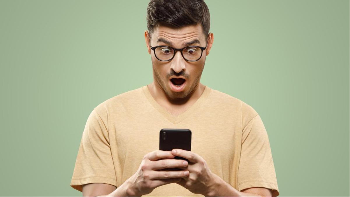 Ni Android ni iOS: el “iPhone ruso” con un sistema operativo libre que lo convierte en uno de los smartphones más sorprendentes del mercado