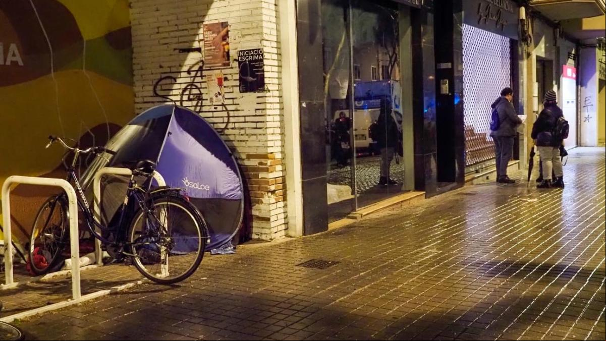 Badalona tiene 110 personas durmiendo en las calles según el último recuento