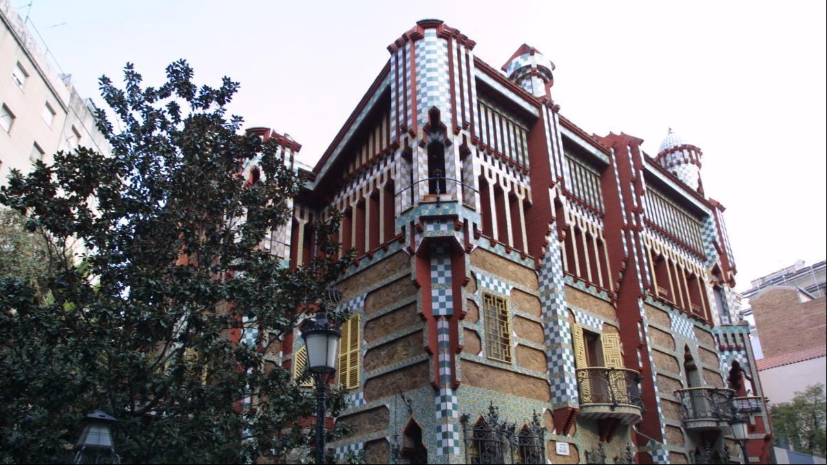 La casa Vicens de Gaudí busca recuperar los recuerdos de los que vivieron en ella