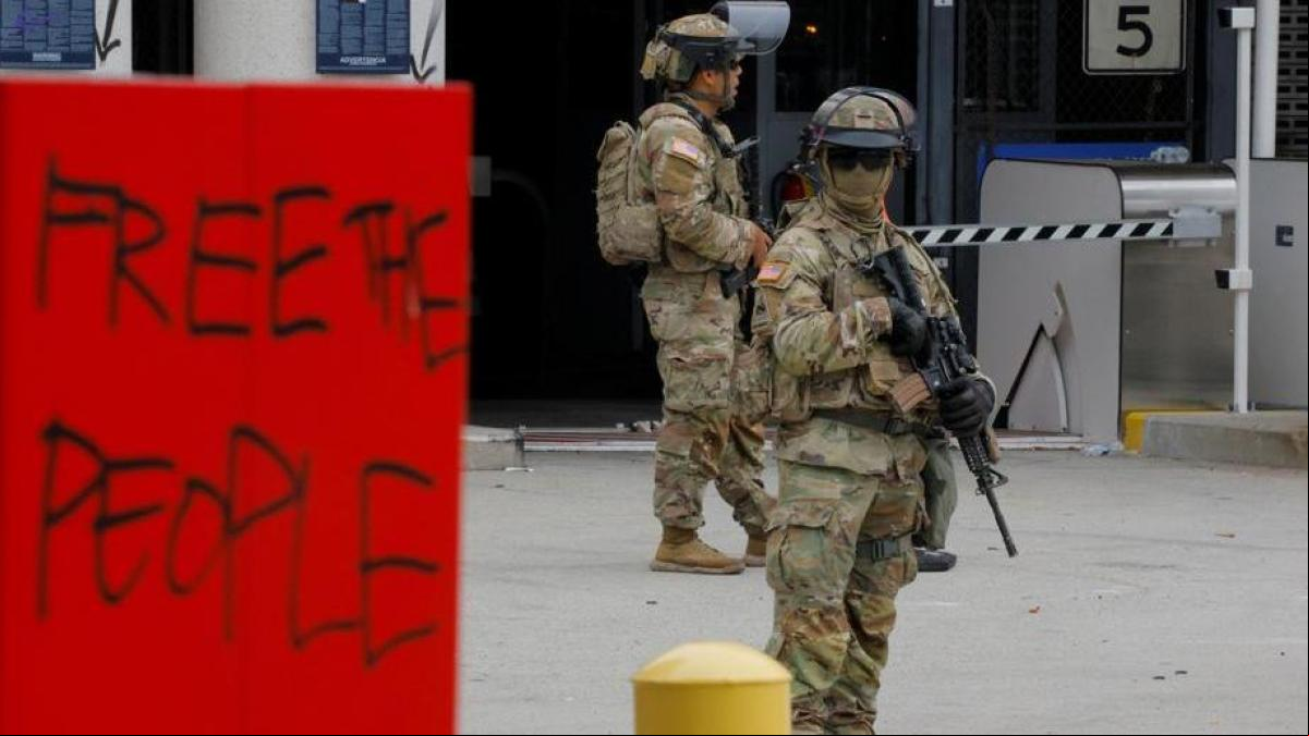 Trump saca los militares a la calle