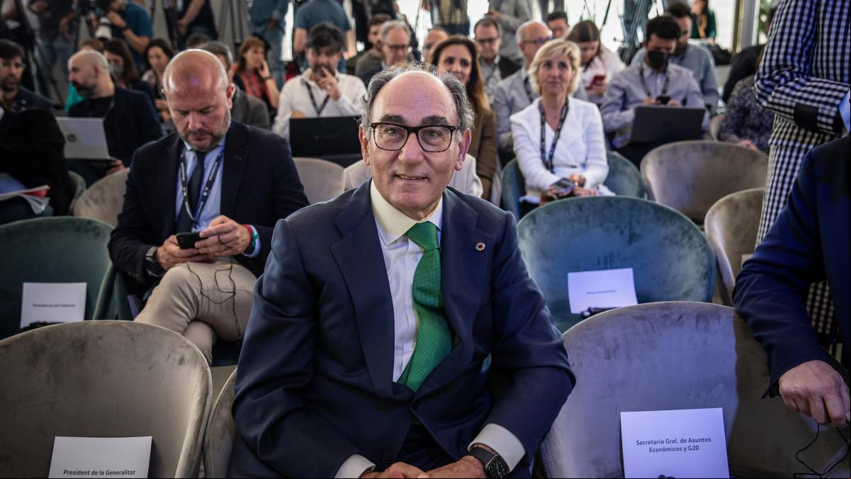 El presidente de Iberdrola pide perdón por llamar tontos a los s del mercado regulado