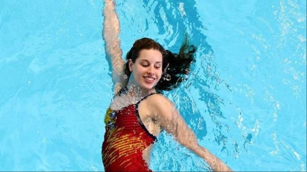 El oído de Iris Tió, la promesa de la sincronizada española que creció escuchando a Mozart y la música electrónica de su abuela
