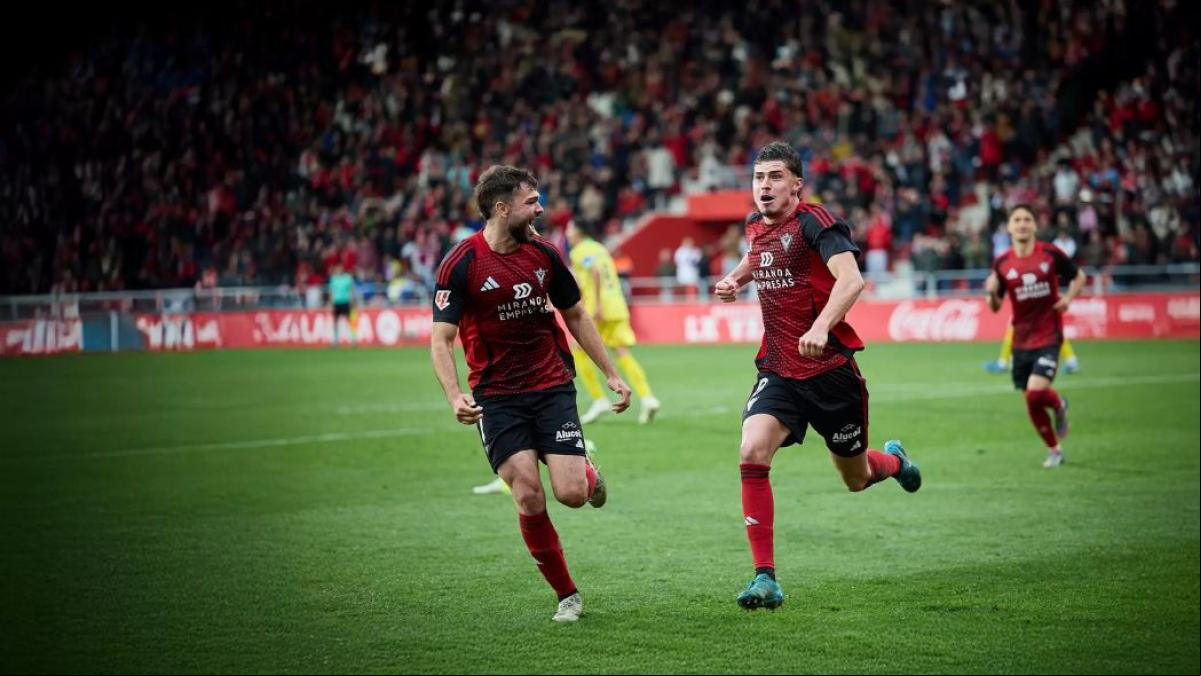 Playoffs de ascenso a Primera División: días y horas de la vuelta de semis del Almería - Real Oviedo y del Racing - Mirandés