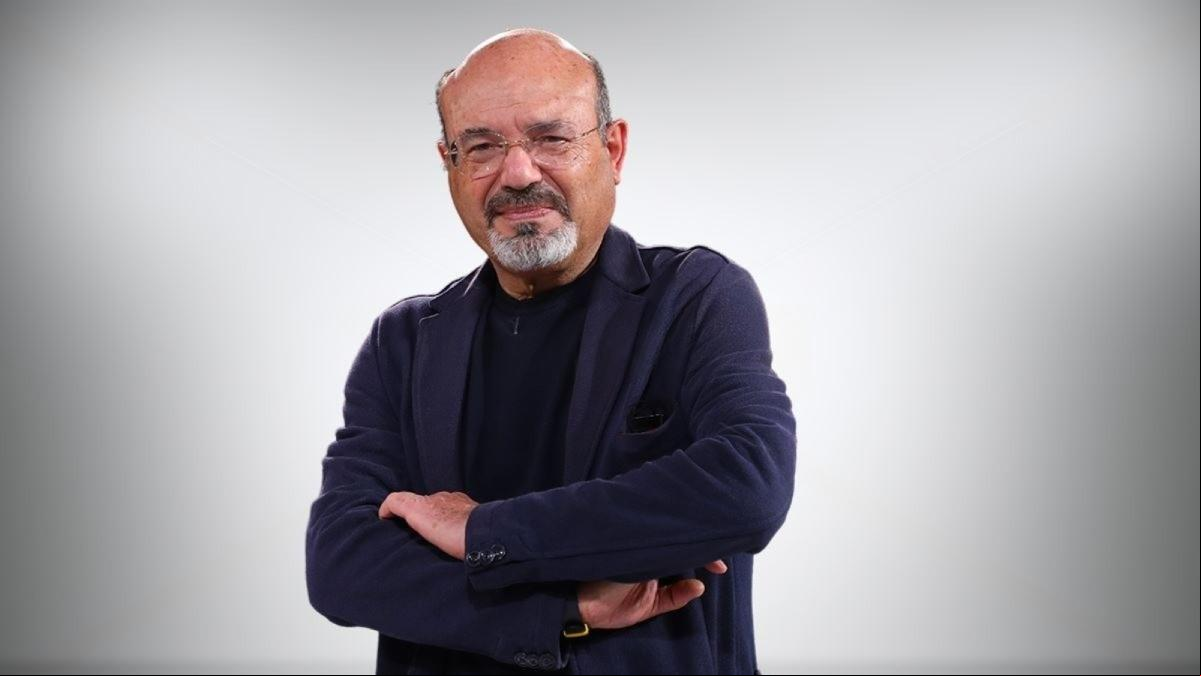 Pino Aprile, periodista y escritor: “Hoy se premia la mediocridad y se castiga el talento”